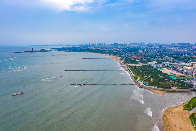 Mặc dù thuốc trường sinh không có thực, nhưng những ai khi đến nơi này cũng đều phải công nhận cảnh đẹp khó nơi nào bì được. Những câu chuyện liên quan đến lịch sử, về những lời đồn đại của dân gian càng làm tôn thêm sự bí ẩn của vùng đất này.
