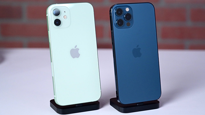 iPhone 12 và iPhone 12 Pro.