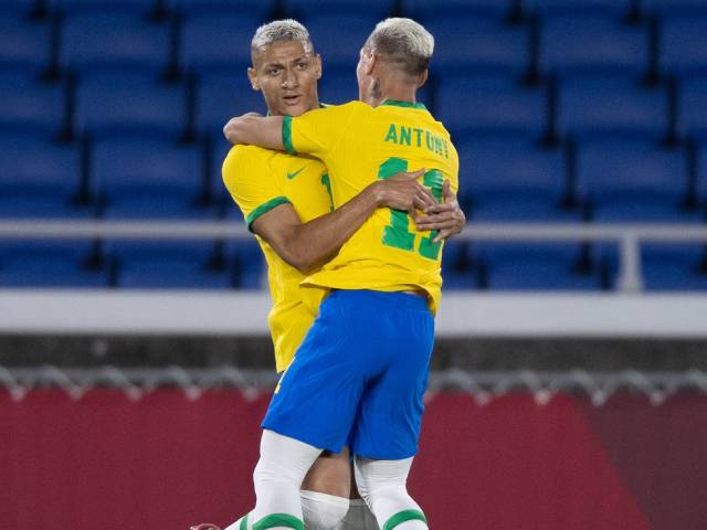 Bóng đá - Video bóng đá Olympic Brazil - Đức: Hat trick, thẻ đỏ &amp; rượt đuổi 6 bàn mãn nhãn