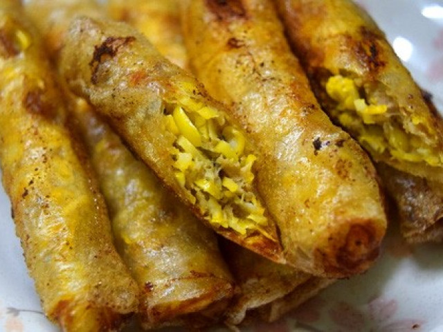 Ẩm thực - Ngô đâu chỉ mỗi luộc hay nấu chè, làm món này mà ăn với cơm thì "bao phê"