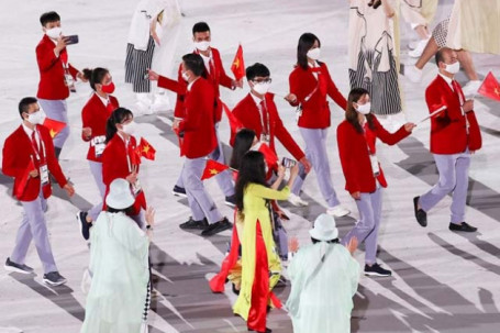Lễ khai mạc Olympic Tokyo 2020: Đoàn Việt Nam diễu hành cùng bạn bè 5 châu