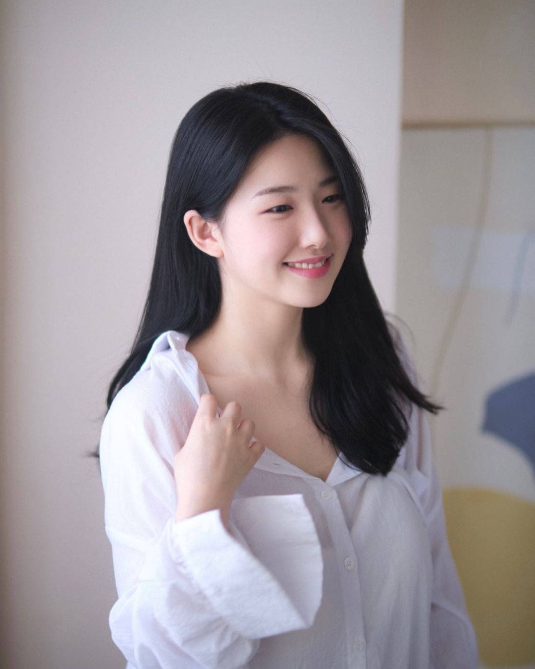 Áp dụng chế độ ăn uống khoa học cùng việc luyện tập giúp Na Yoon giảm cân.