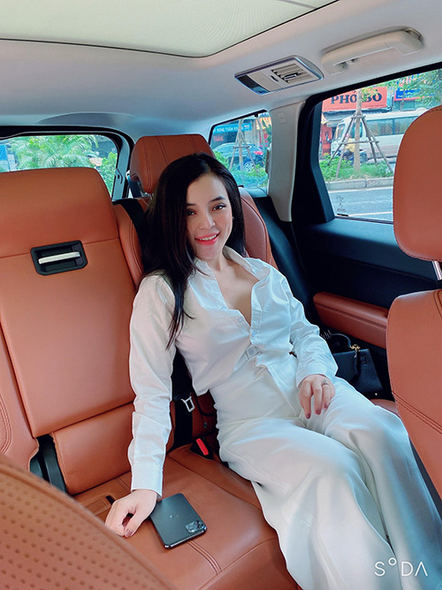 Hot girl Phạm Ngọc Linh ngày nay đã có một sự nghiệp khiến nhiều người mơ ước.