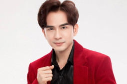 Facebook Đan Trường có dấu tích xanh "bình luận dạo", quản lý nói gì?