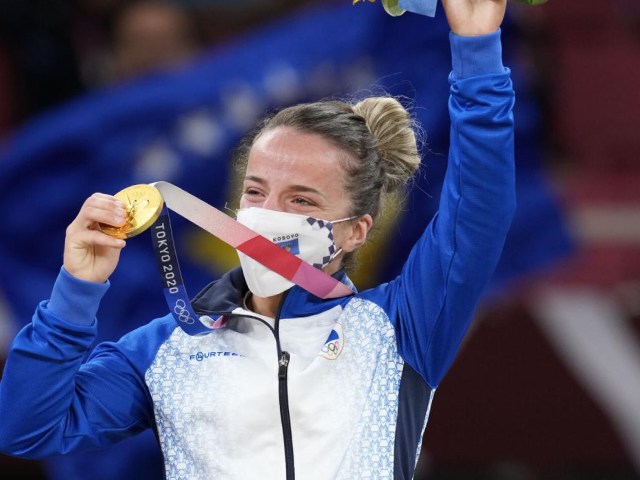 Thể thao - Ngã ngửa bảng xếp hạng huy chương Olympic: Đoàn "tí hon" xếp trên siêu cường Mỹ