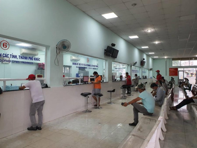 Ô tô - Sắp tới hạn 30 ngày, người mua chậm đăng ký ô tô và xe máy có bị phạt?