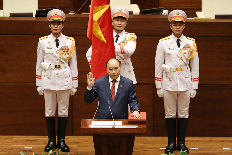 Chủ tịch nước Nguyễn Xuân Phúc tuyên thệ nhậm chức. Ảnh: Pháp luật TPHCM