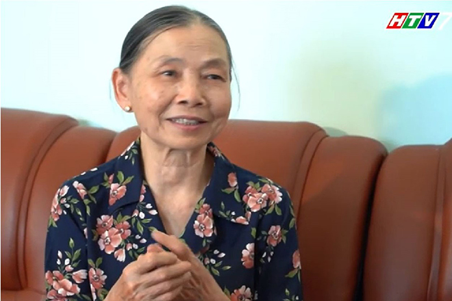 Cô Vũ Thị Thanh chia sẻ lại câu chuyện về bệnh viêm đa khớp dạng thấp của mình