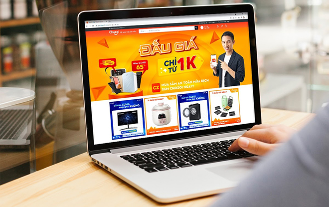 Người tiêu dùng chuyển sang hình thức mua sắm online để đảm bảo an toàn trong mùa dịch