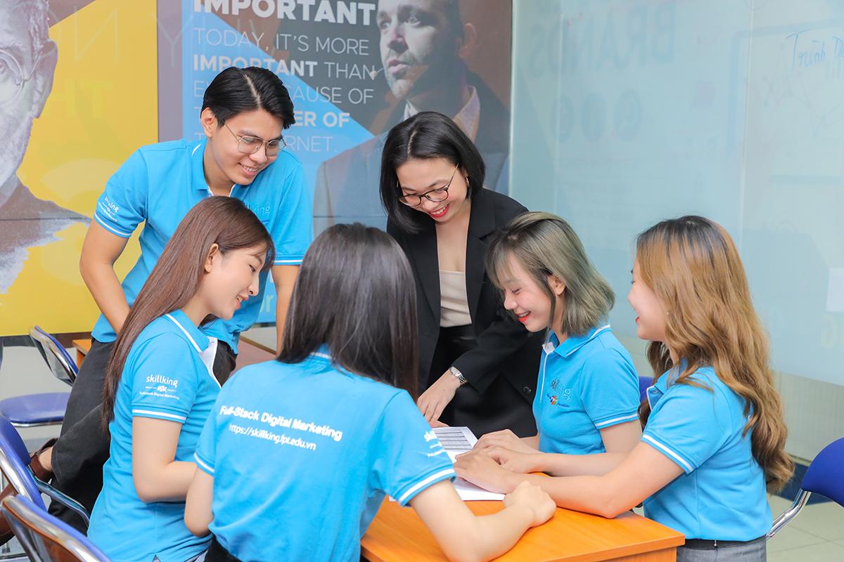 Thành thạo mọi công cụ trên nền tảng số với Digital Marketing - 2