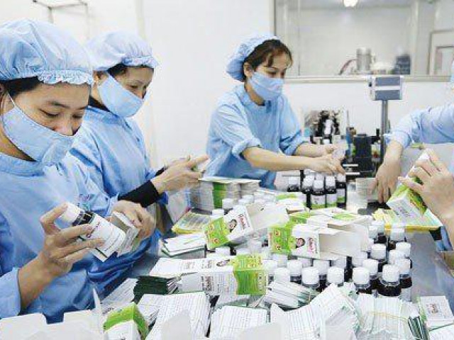 Kinh doanh - Bão Covid-19 càn quét, doanh nghiệp dược phẩm, y tế có được hưởng lợi?