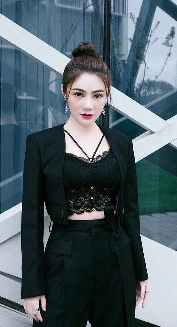 9x xinh đẹp Nguyễn Thị Mỵ Nương