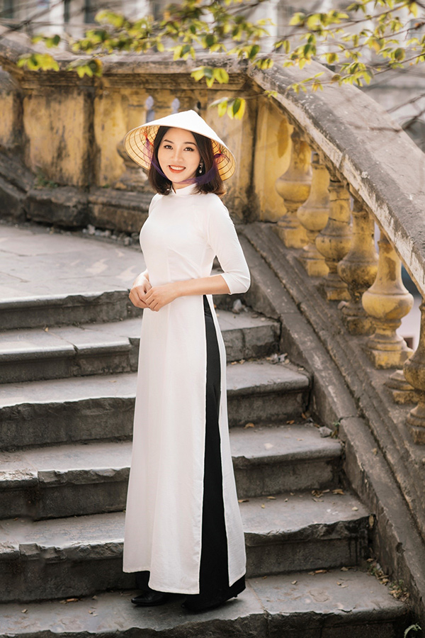 Cô giáo trẻ “truyền lửa” văn học giúp sĩ tử đạt thành tích tốt trong kỳ thi THPTQG - 3