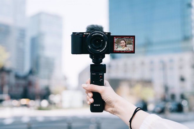 Máy ảnh Sony Alpha ZV-E10 chuyên dùng cho livestream, quay phim 4K - 2