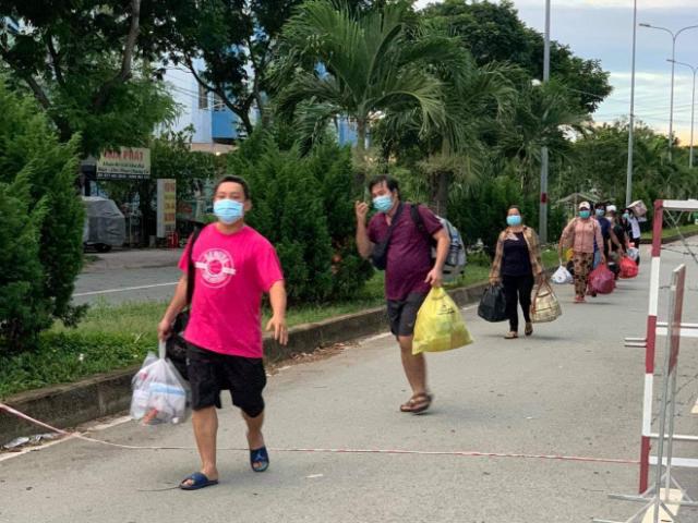 Tin tức trong ngày - 25.189 bệnh nhân Covid-19 ở TP HCM đã được xuất viện