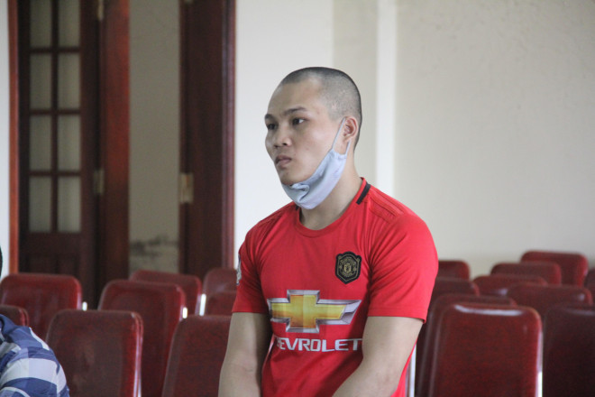 Với hành vi bán em gái, Cụt Văn Dao phải nhận mức án 12 năm tù. 