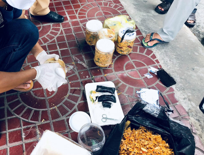 Trinh sát lật tẩy thanh niên chở thùng xốp chứa 6 keo khô gà - 2