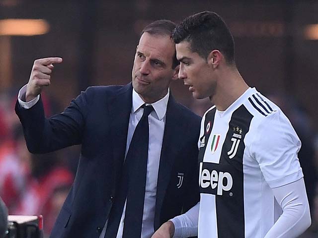 Bóng đá - Ronaldo &amp; dàn lão tướng Juventus khốn khó: HLV Allegri xới tung "tổ ong bắp cày"?