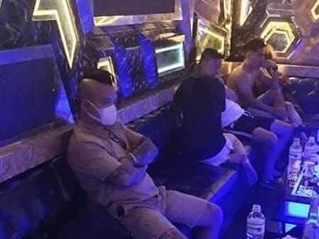 Pháp luật - “Thánh chửi” Dương Minh Tuyền bị bắt quả tang "thác loạn" trong quán karaoke 