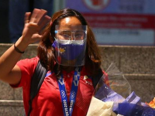 Thể thao - VĐV đoạt HCV Olympic Tokyo của Philippines nhận 18 tỷ tiền thưởng cùng biệt thự