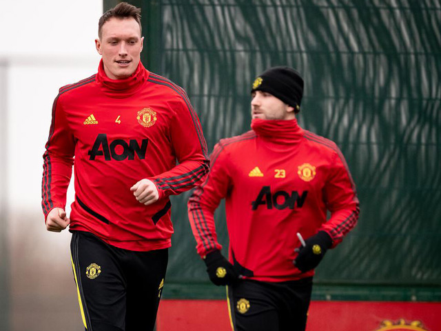 Bóng đá - MU đón tin vui từ Luke Shaw, Solskjaer vẫn muốn dùng "hàng thải" Phil Jones