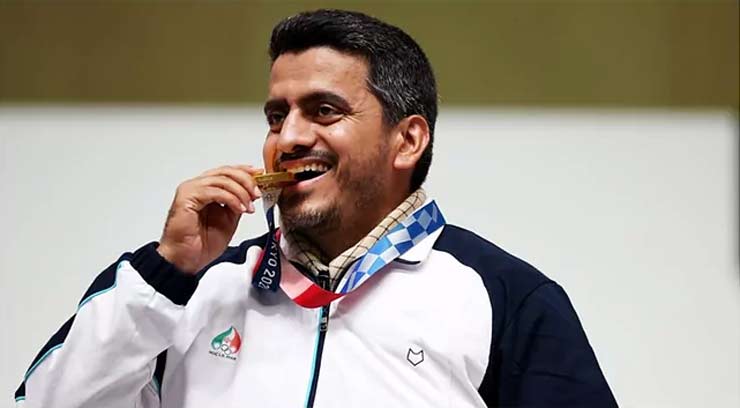 Javad Foroughi gặp rắc rối sau khi giành HCV môn bắn súng 10m súng ngắn hơi nam tại Olympic năm nay