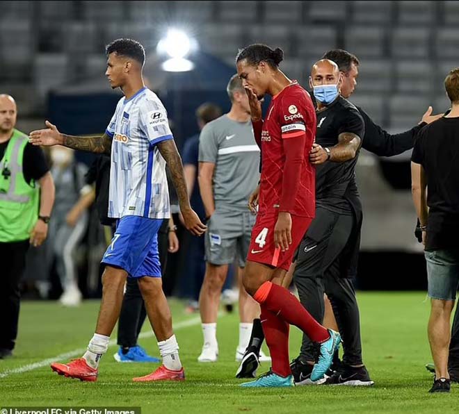 Màn trình diễn của Van Dijk trước Hertha Berlin không tốt