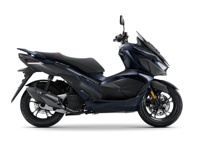 Giá khởi điểm 48 triệu đồng, xe ga Thái xịn sò này khiến PCX giật mình - 16