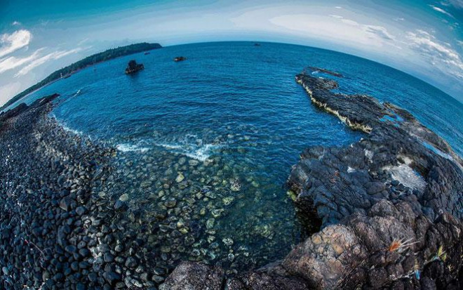 Toàn cảnh ghềnh Thạch Ky Điếu Tẩu.