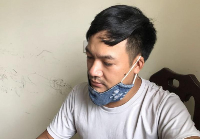 Hiếu tại cơ quan công an. Ảnh: CA.