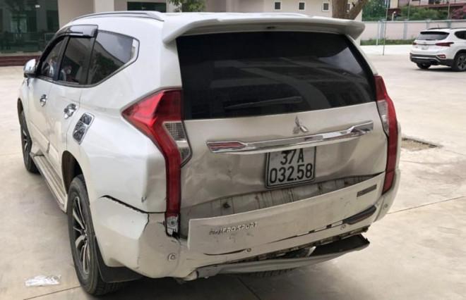 Chiếc xe ô tô Lai và Hiếu dùng chở 7 con hổ con. Ảnh: CA.