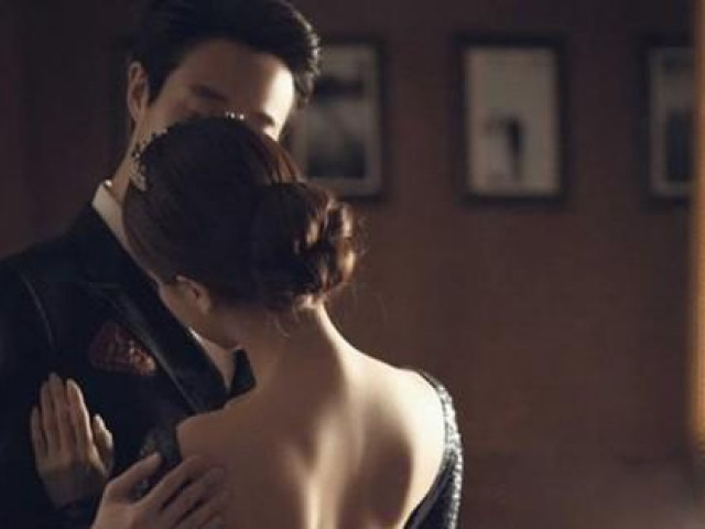 Bạn trẻ - Cuộc sống - Chung cư mất điện, chồng chết lặng tìm thấy vợ trẻ "nhầm nhà" trong phòng anh hàng xóm