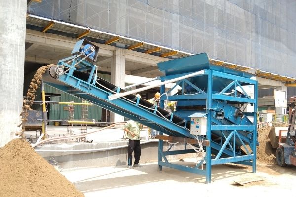 
Máy sàng cát mini tại công trình