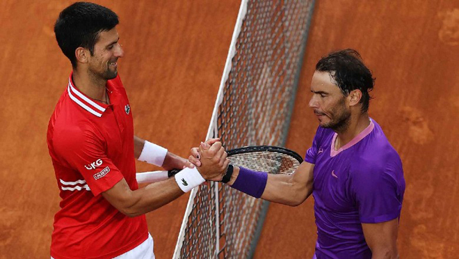 Nadal không hài lòng trước hành vi "phá"&nbsp;vợt của Djokovic