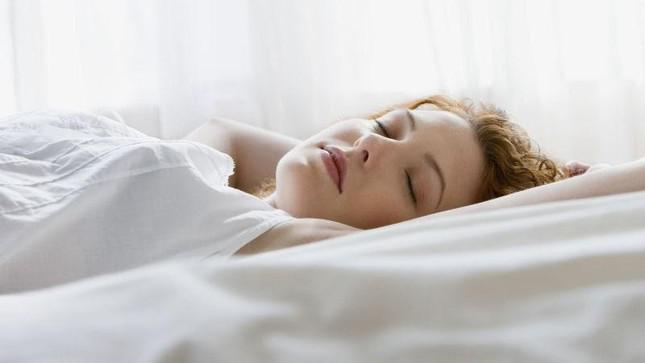 Các tư thế ngủ phổ biến ảnh hưởng như thế nào đến sức khỏe - 4