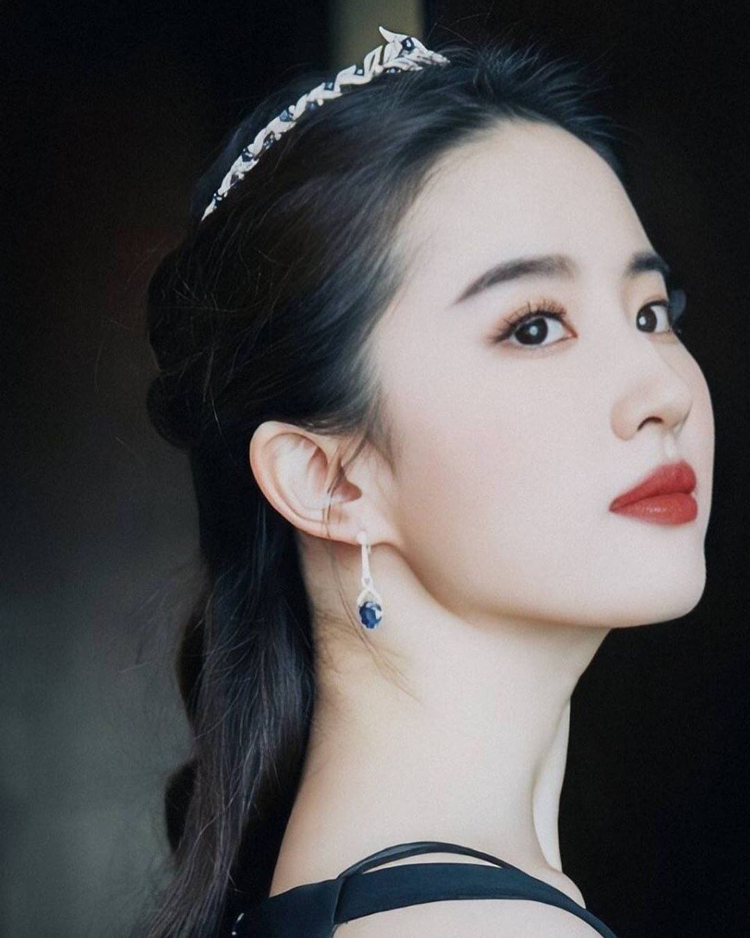 Đối thủ nhí đáng gờm của Lưu Diệc Phi: Khí chất, tài năng vượt xa tuổi 14 - 5