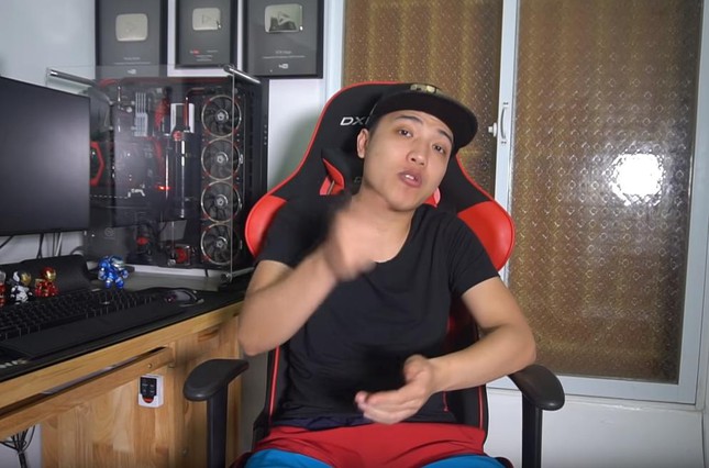 Hành trình của YouTuber bị "ném đá" nhiều nhất Việt Nam: Sau 7 năm đạt nút Kim cương - 1