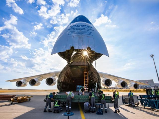 Media - Giải mã Antonov AN-225 - "quái vật vận tải" lớn nhất thế giới