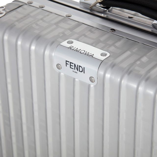 Fendi ra mắt chiếc vali độc đáo, mang tính biểu tượng - 1