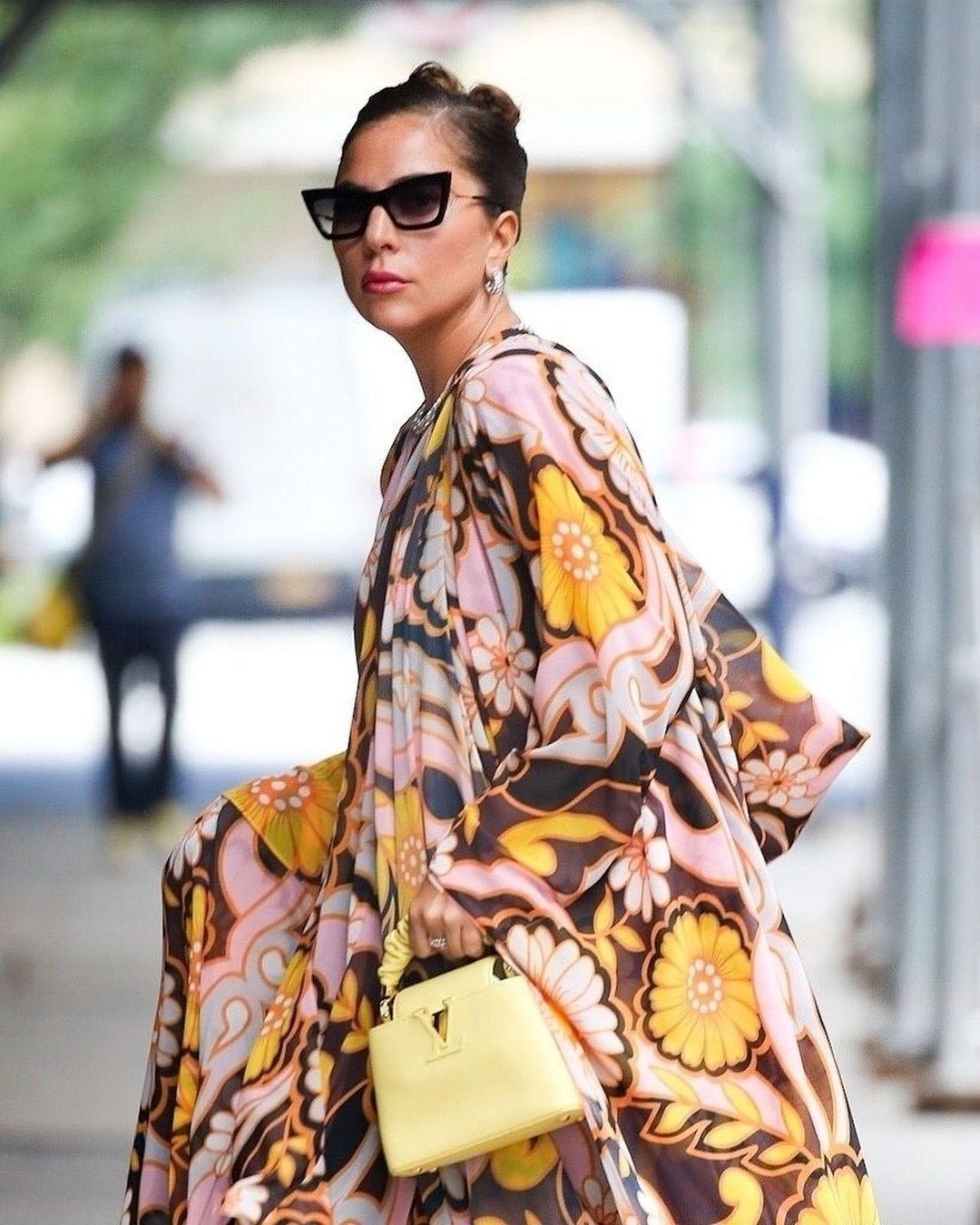 Phong cách thời trang đường phố bắt mắt của Lady Gaga - 8