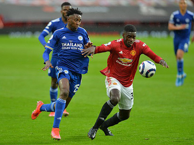 Bóng đá - SAO Leicester chấn thương kinh hoàng: MU thừa cơ thanh lý "cục nợ" người Anh