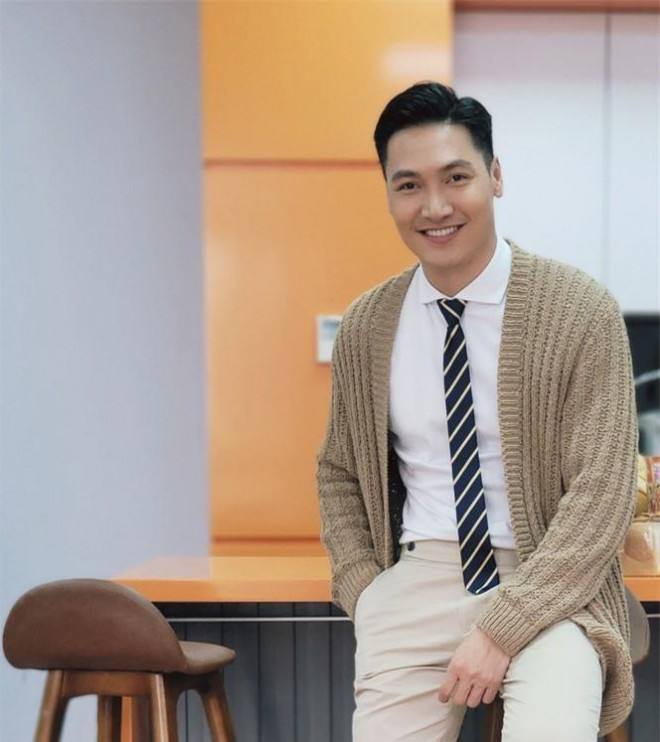 Dáng cao mặt đẹp chuẩn nam thần, cớ sao 10 năm qua Mạnh Trường luôn mặc xấu trên phim? - 17