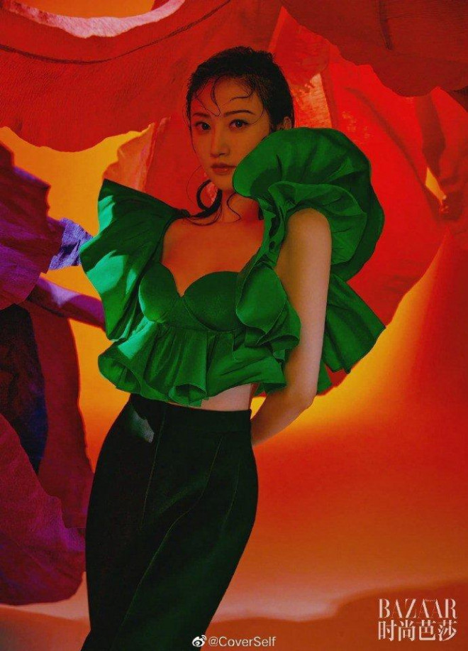 Thiết kế này đang được cả showbiz săn lùng, có gì đặc biệt mà khiến 6 mỹ nhân đụng hàng? - 6