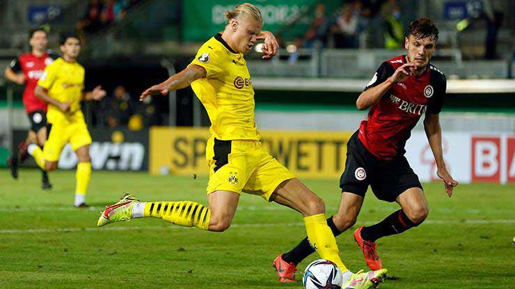 Dortmund "đè bẹp" Wehen Wiesbade nhờ 3 bàn thắng đều do Haaland ghi