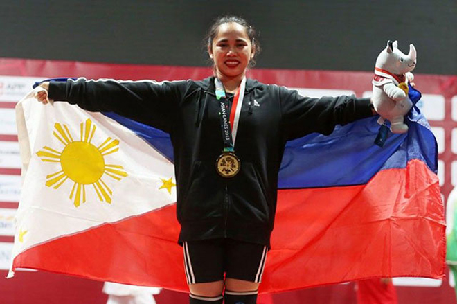 Hidilyn Diaz mang về tấm HCV Olympic đầu tiên trong lịch sử thể thao&nbsp;Philippines