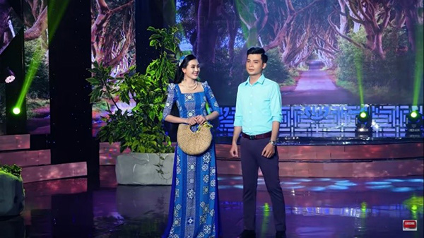 Ca sĩ Hoàng Sanh làm say đắm lòng người với những bản nhạc Bolero - 2