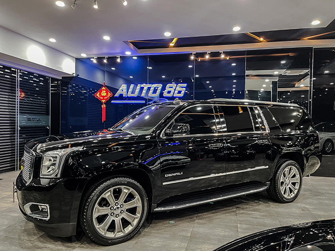 GMC Yukon đời 2015 chạy lướt rao bán mức giá 3,6 tỷ đồng - 1