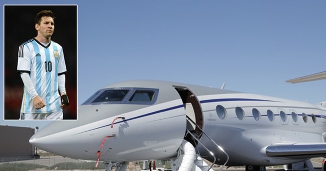 Chiếc máy bay này được một công ty Argentina thiết kế riêng dành cho Messi và gia đình.
