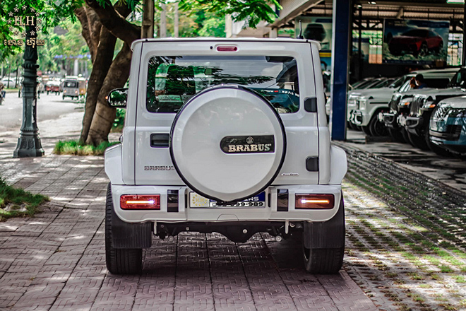 Suzuki Jimny lột xác trong gói độ Brabus giá gần 2 tỷ đồng - 5