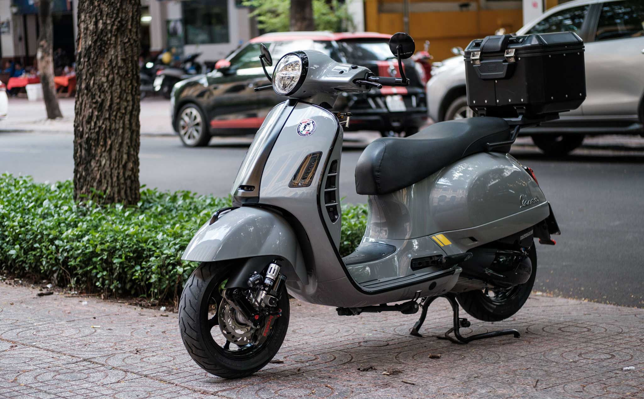 Cập nhật chi tiết bảng giá Vespa GTS 2022 mới nhất